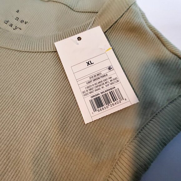 A New Day Light Green Sleeveless Ribbed Top Size XL Cotton Blend Comfortable fit - Picture 3 of 8